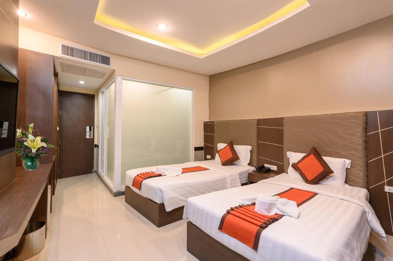 Ease Jomtien Hotel Exterior foto