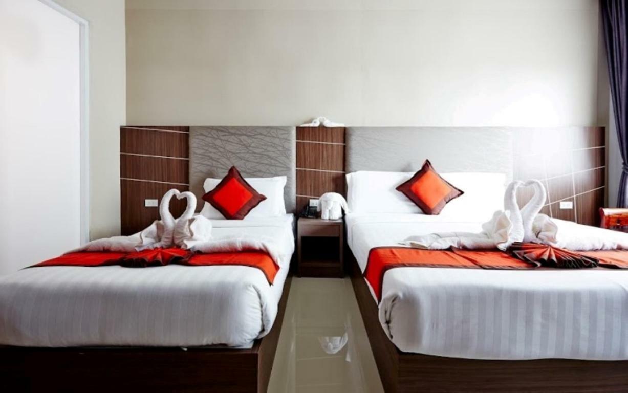 Ease Jomtien Hotel Exterior foto